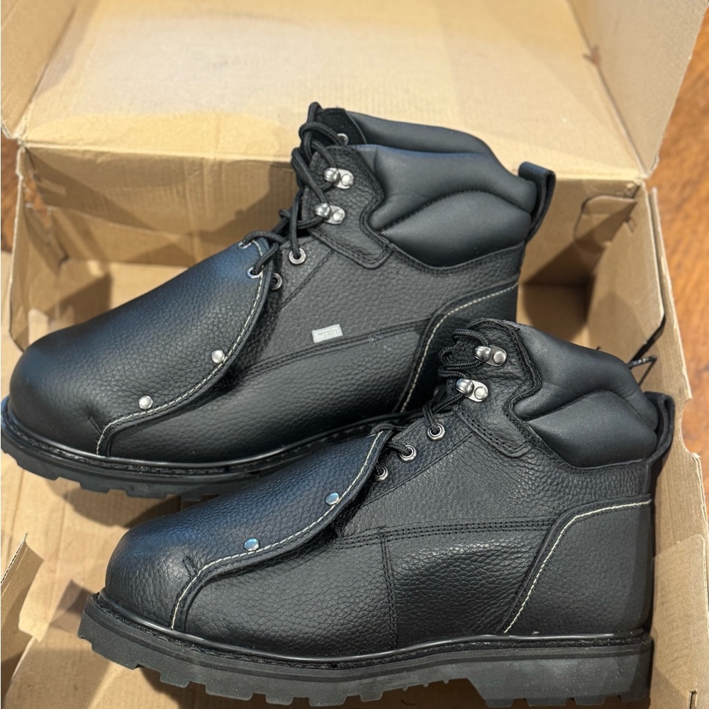 Black Leather Men's Boots - Picture 1 of 7